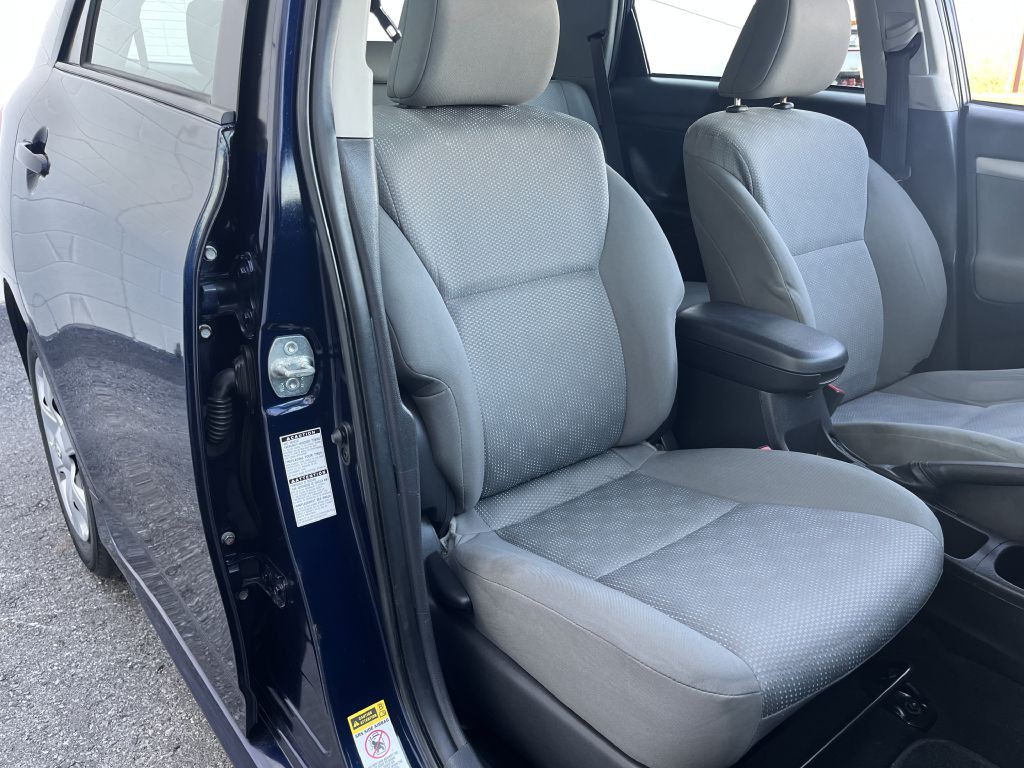 2010 Toyota Corolla Image 12