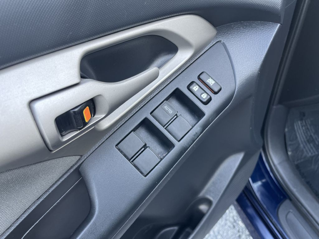 2010 Toyota Corolla Image 17