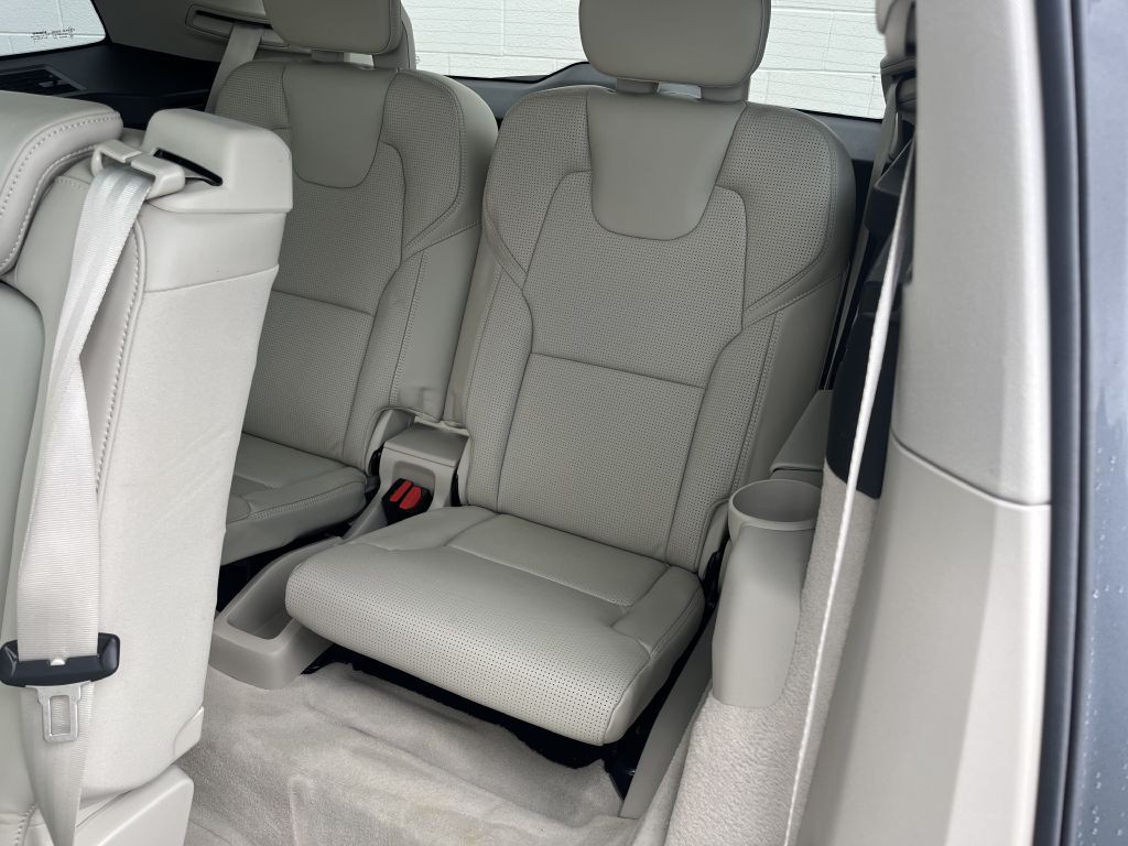 2016 Volvo XC90 Image 21