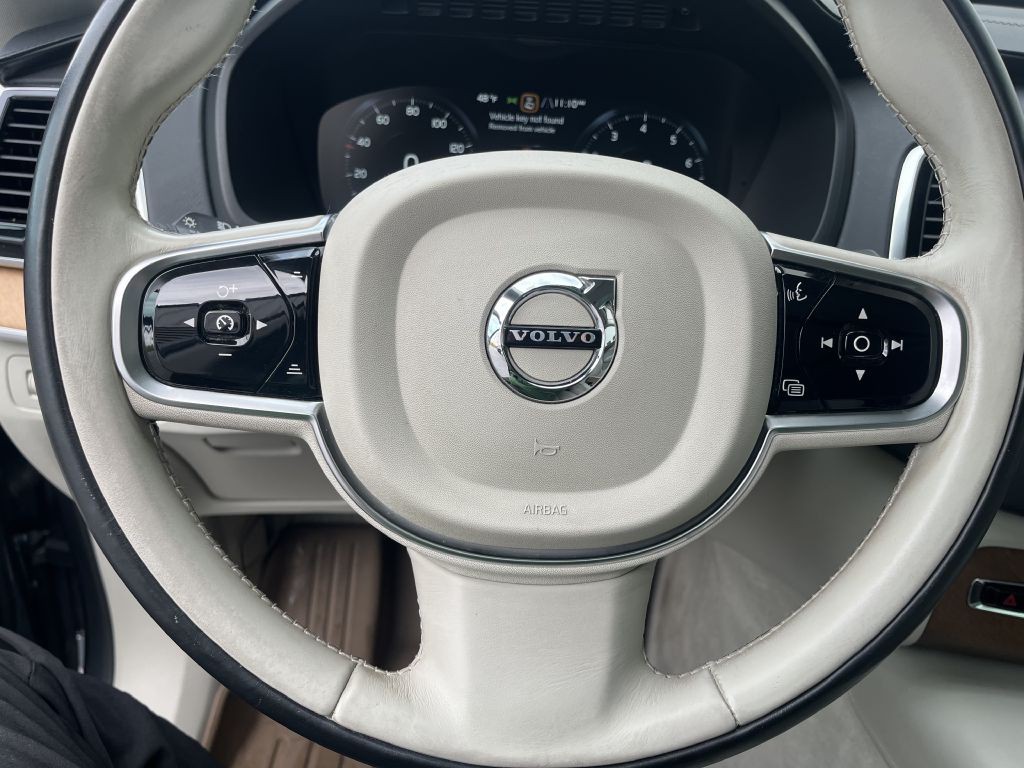 2016 Volvo XC90 Image 34