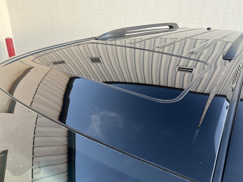 2017 Toyota Sienna Image 9