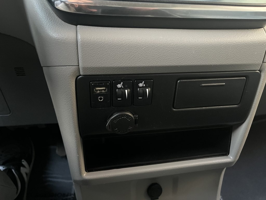 2017 Toyota Sienna Image 27