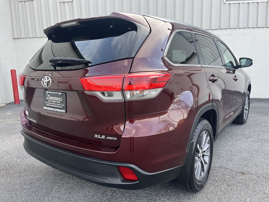 2019 Toyota Highlander Image 3