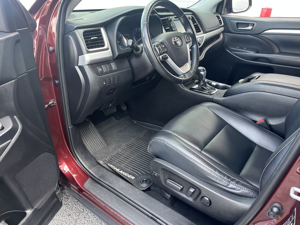 2019 Toyota Highlander Image 13