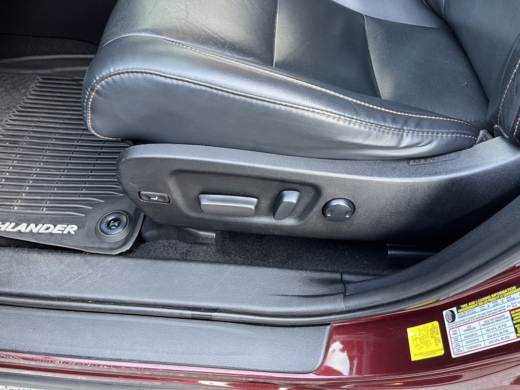 2019 Toyota Highlander Image 25