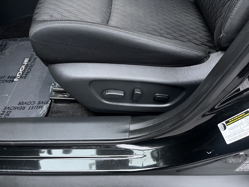 2017 Nissan Rogue Image 20