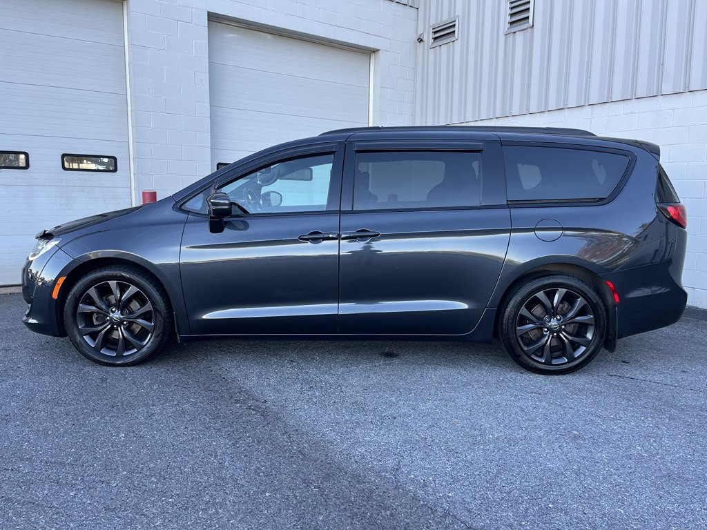 2019 Chrysler Pacifica Image 6