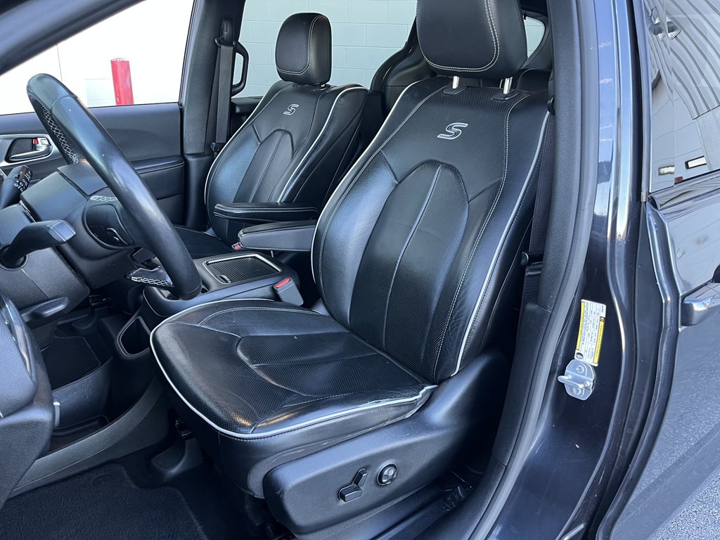 2019 Chrysler Pacifica Image 11