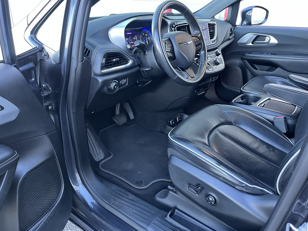 2019 Chrysler Pacifica Image 12