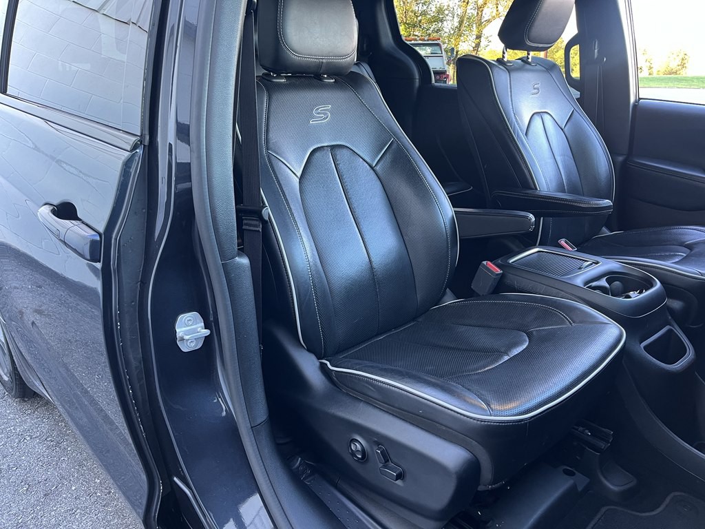 2019 Chrysler Pacifica Image 13