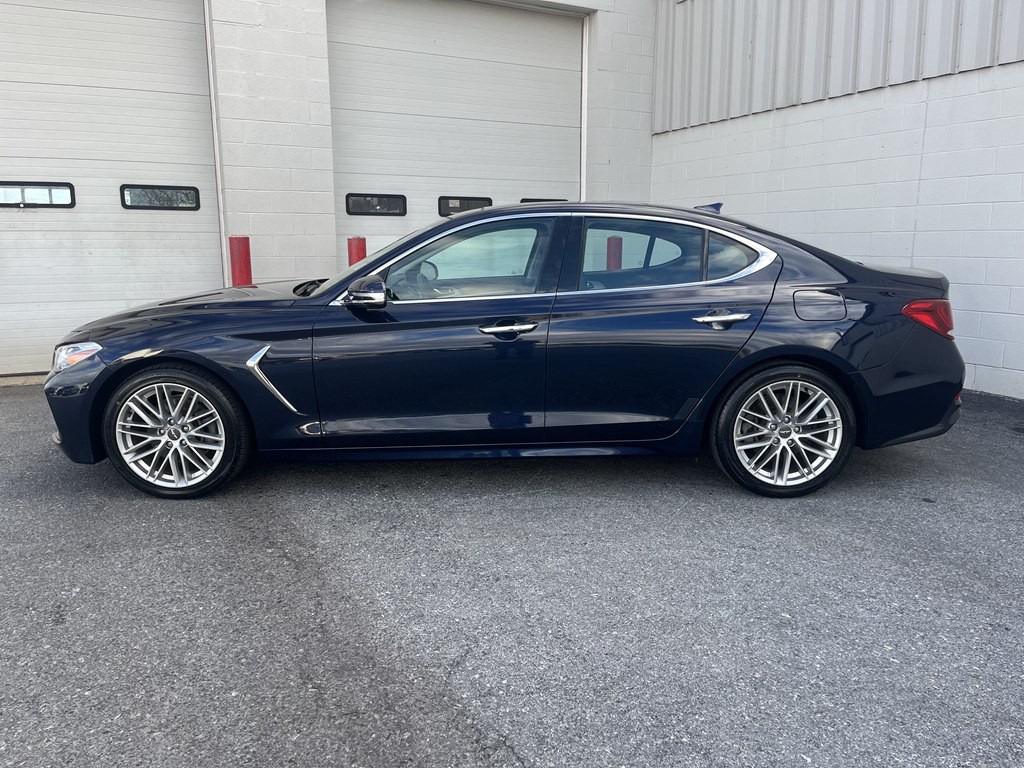 2021 Genesis G70 Image 6