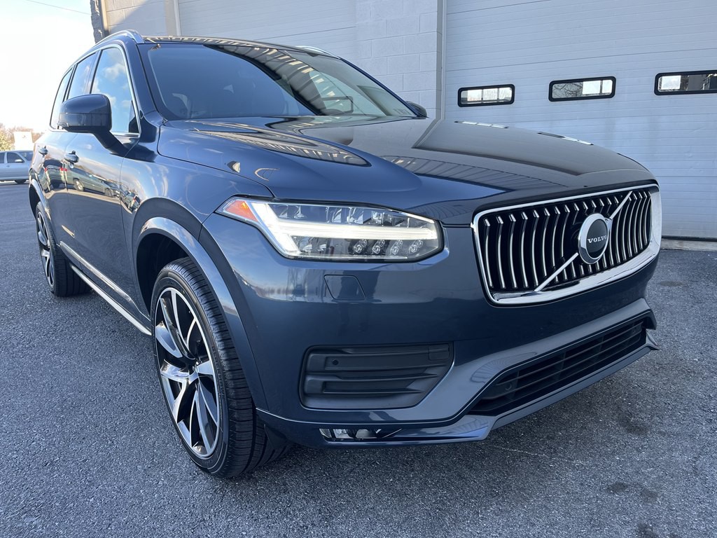 2021 Volvo XC90 Image 1