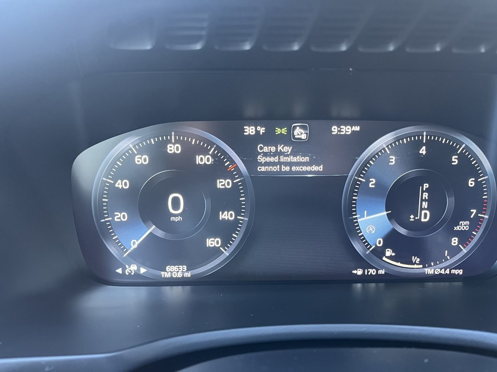 2021 Volvo XC90 Image 10