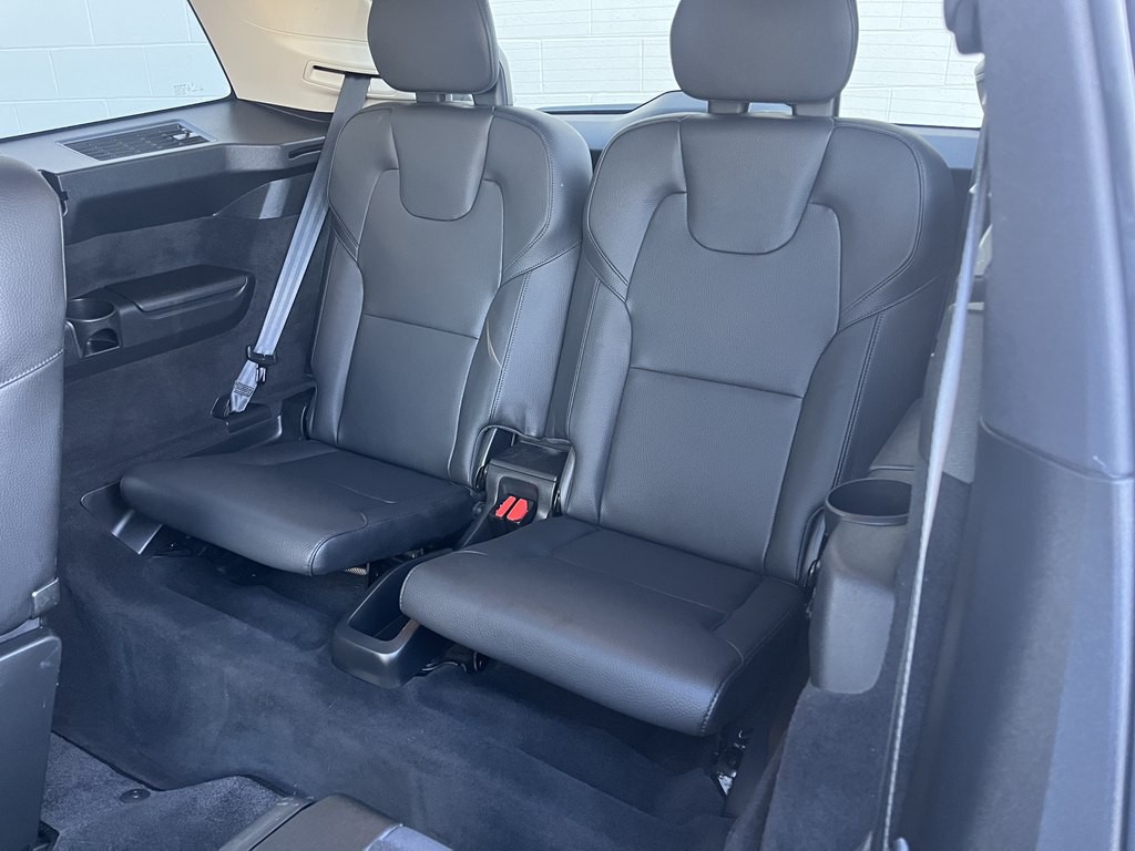 2021 Volvo XC90 Image 18