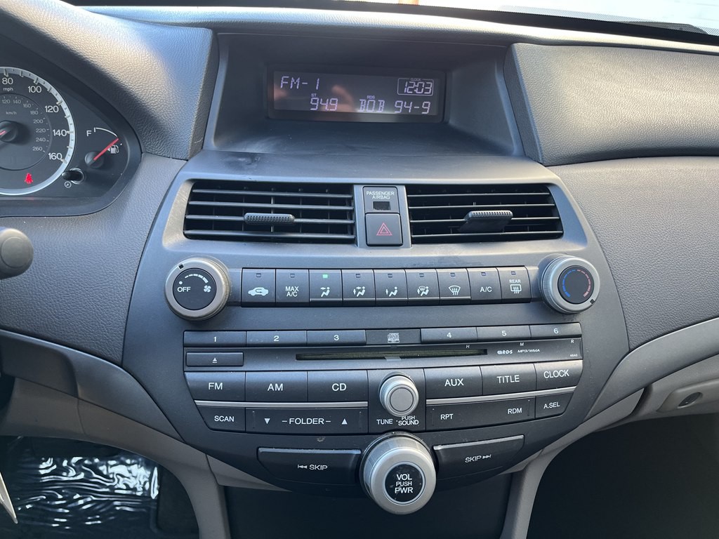 2009 Honda Accord Image 10