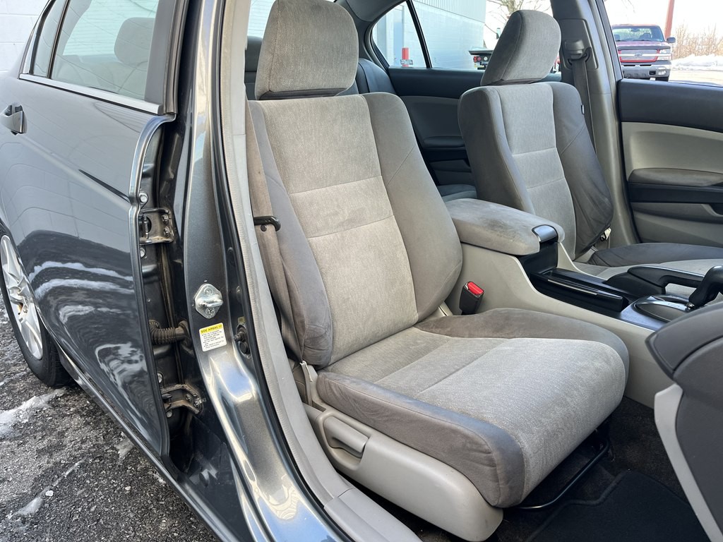 2009 Honda Accord Image 13