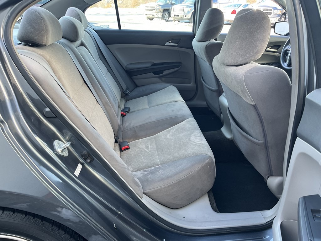 2009 Honda Accord Image 16