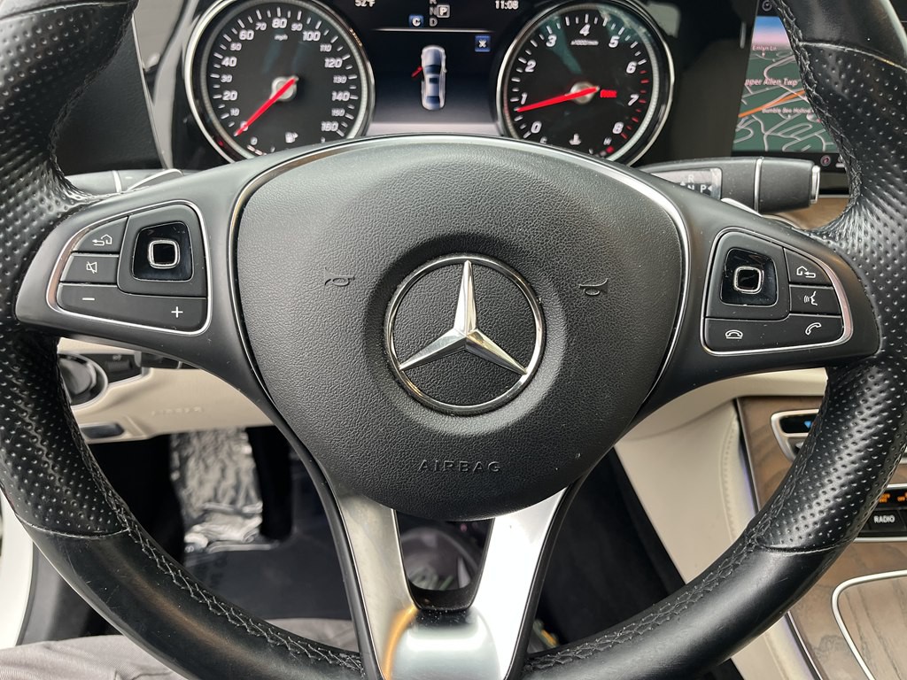 2018 Mercedes-Benz E-Class Image 24