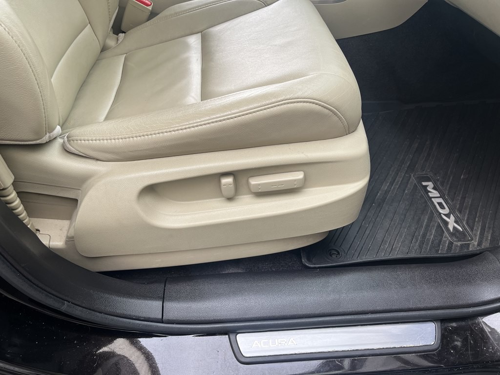 2017 Acura MDX Image 25