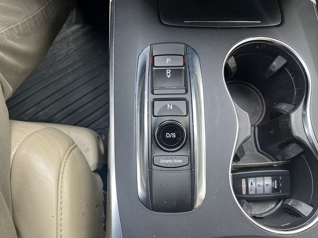 2017 Acura MDX Image 32