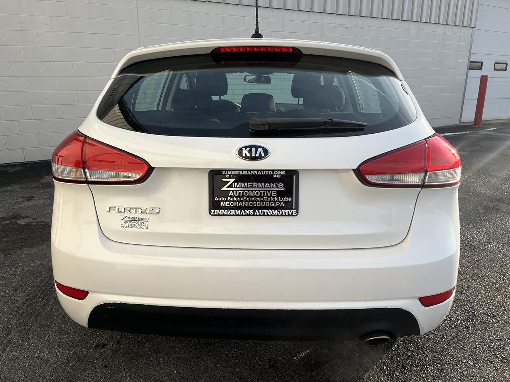2016 Kia Forte Image 4