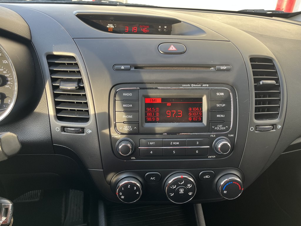 2016 Kia Forte Image 10