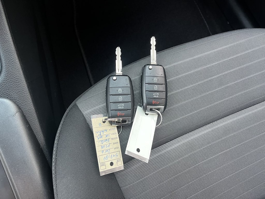 2016 Kia Forte Image 21