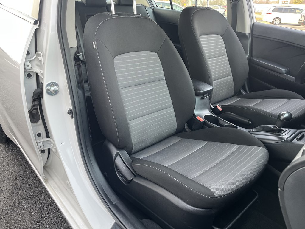 2016 Kia Forte Image 13