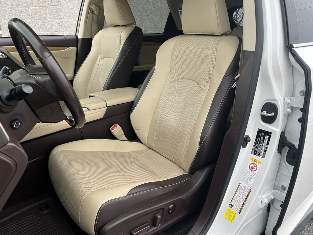 2017 Lexus RX Image 12