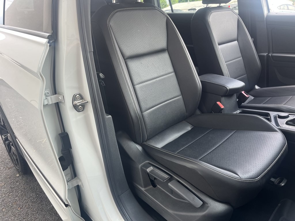 2021 Volkswagen Tiguan Image 14
