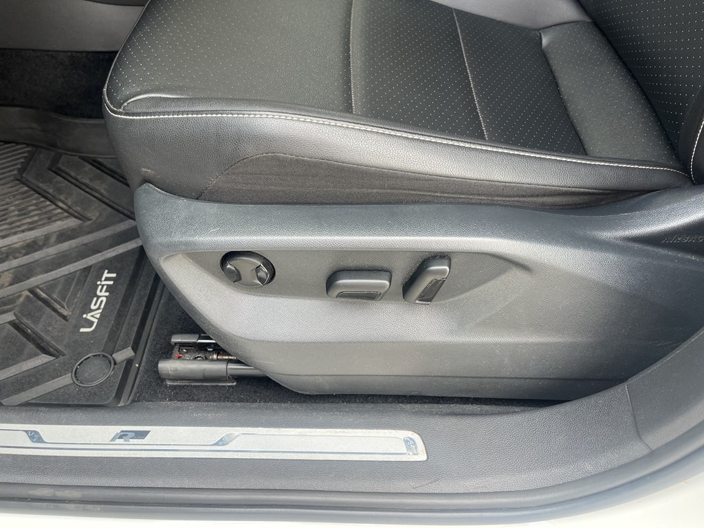 2021 Volkswagen Tiguan Image 24