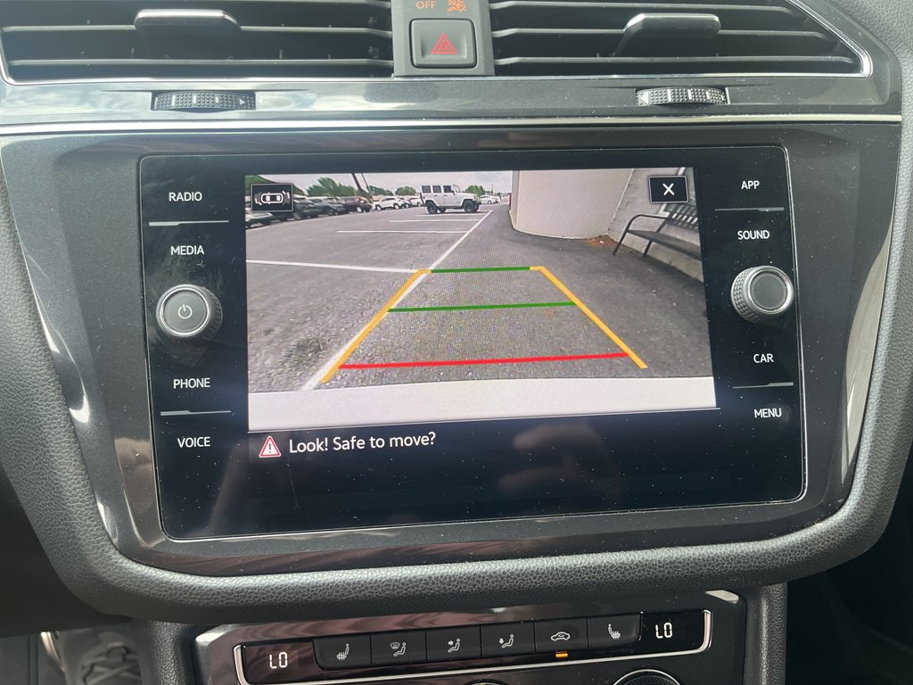 2021 Volkswagen Tiguan Image 25