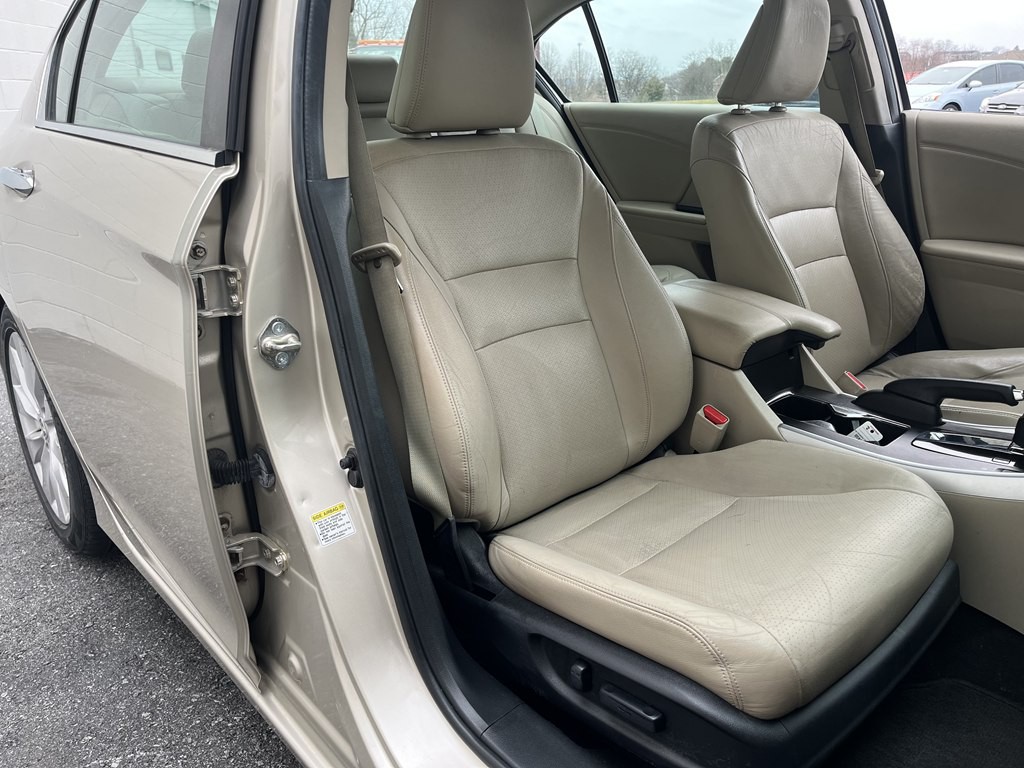 2014 Honda Accord Image 14