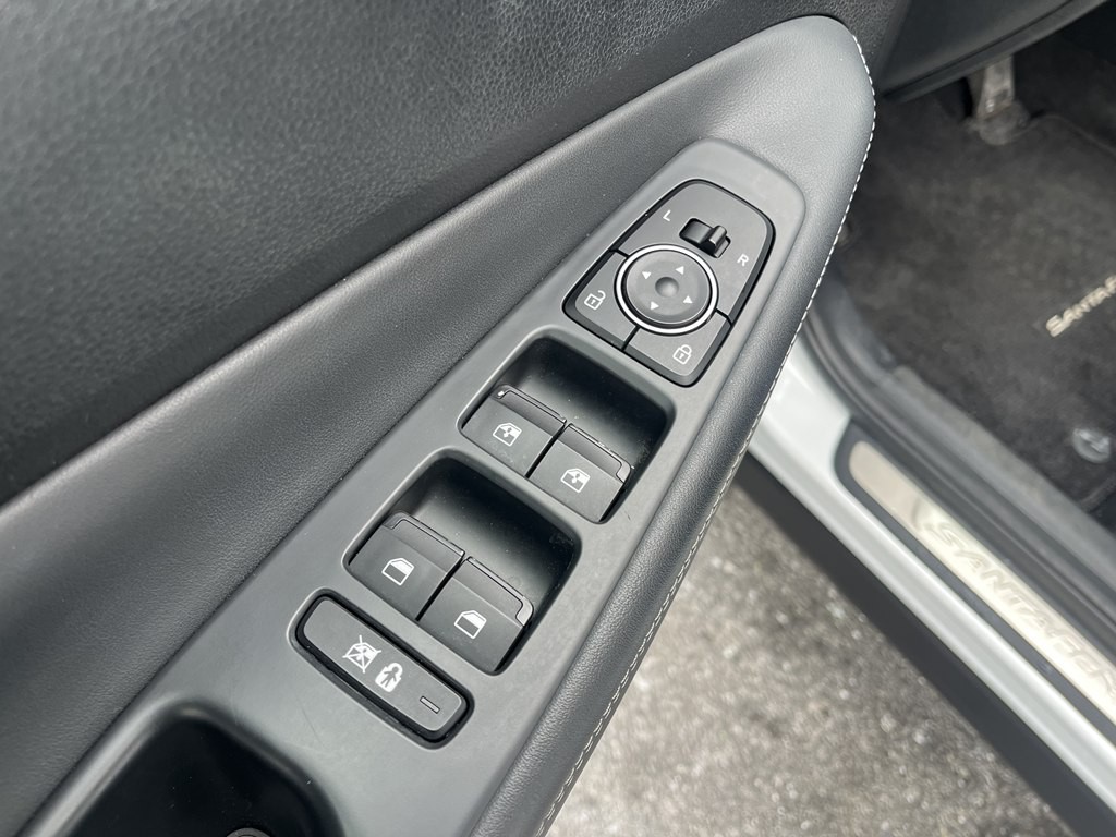 2019 Hyundai Santa Fe Image 22