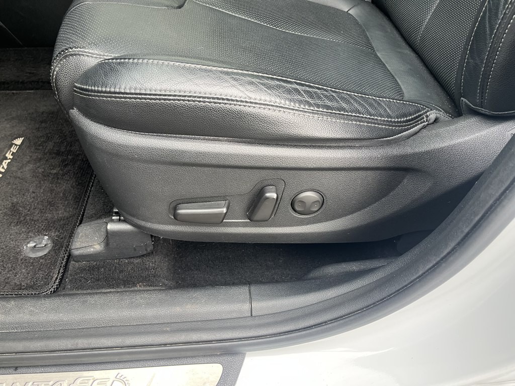 2019 Hyundai Santa Fe Image 23