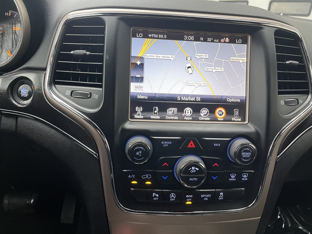 2017 Jeep Grand Cherokee Image 11