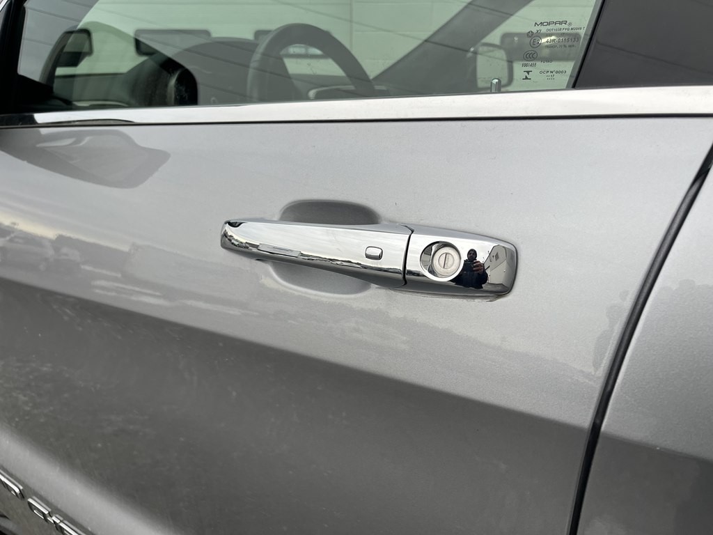 2017 Jeep Grand Cherokee Image 19