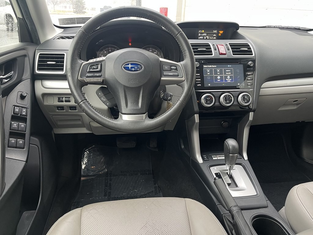 2016 Subaru Forester Image 12