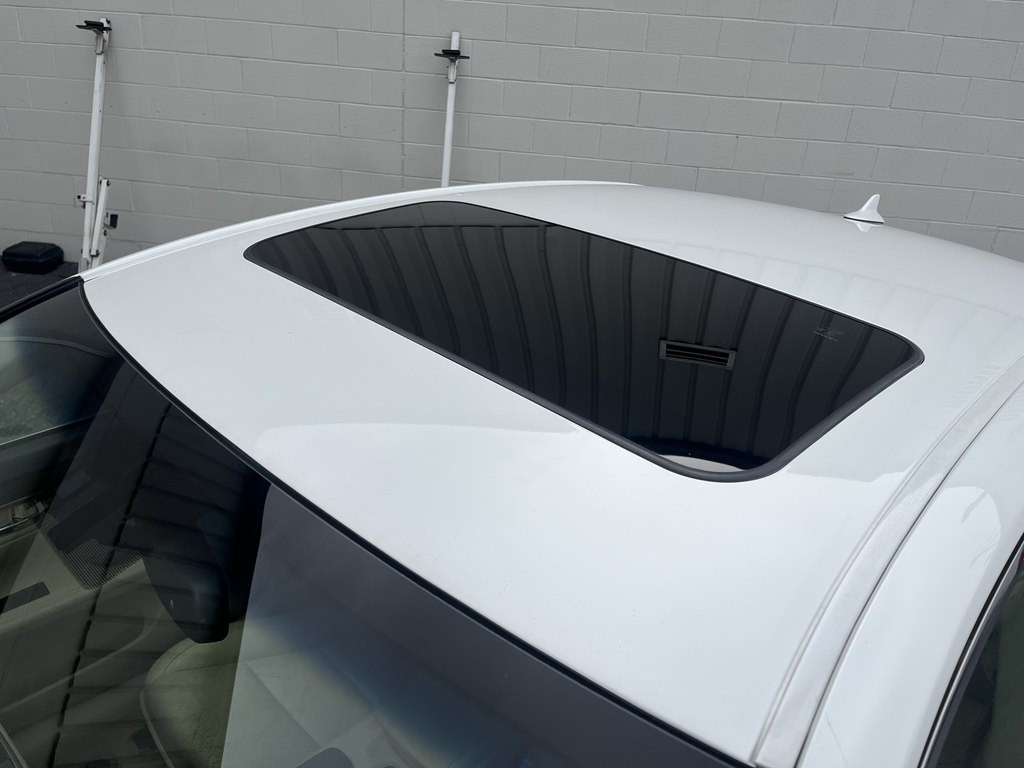 2013 Lexus ES Image 9