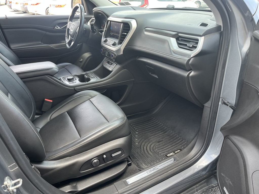 2021 GMC Acadia Image 13