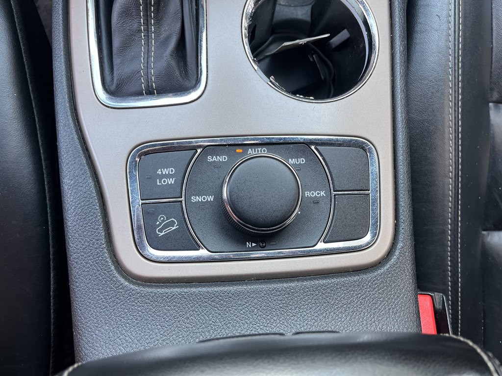 2017 Jeep Grand Cherokee Image 33