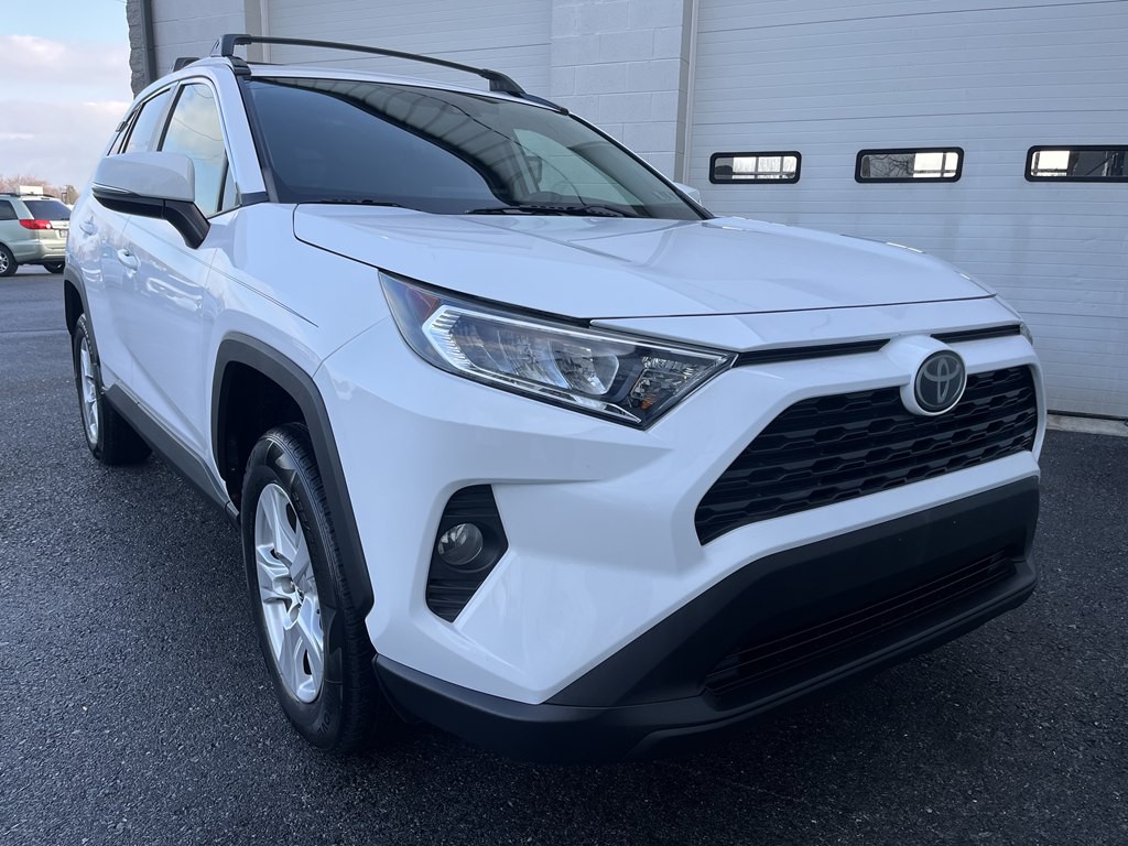 2020 Toyota Rav4 Image 1