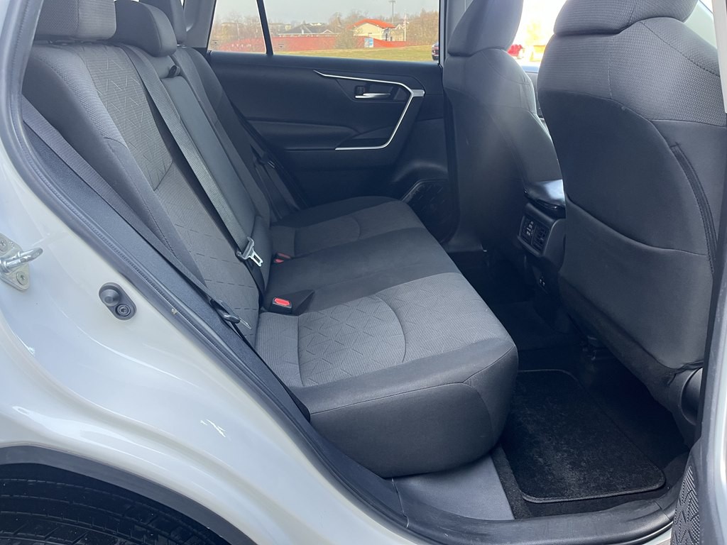 2020 Toyota Rav4 Image 16