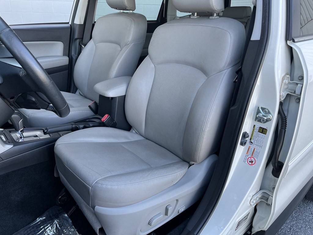 2015 Subaru Forester Image 13