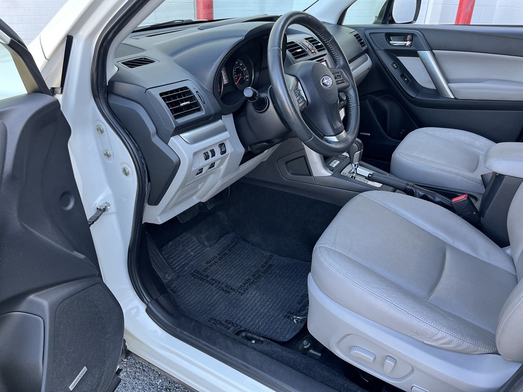 2015 Subaru Forester Image 14