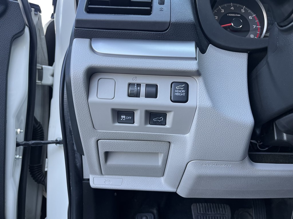 2015 Subaru Forester Image 23
