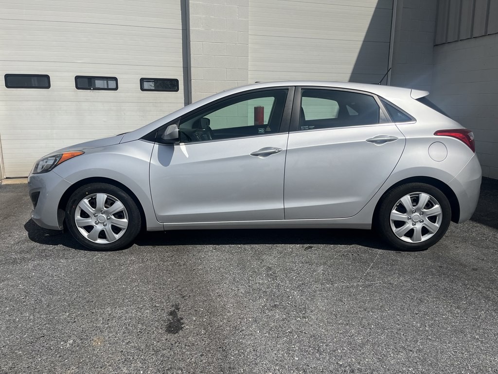 2016 Hyundai Elantra Image 6