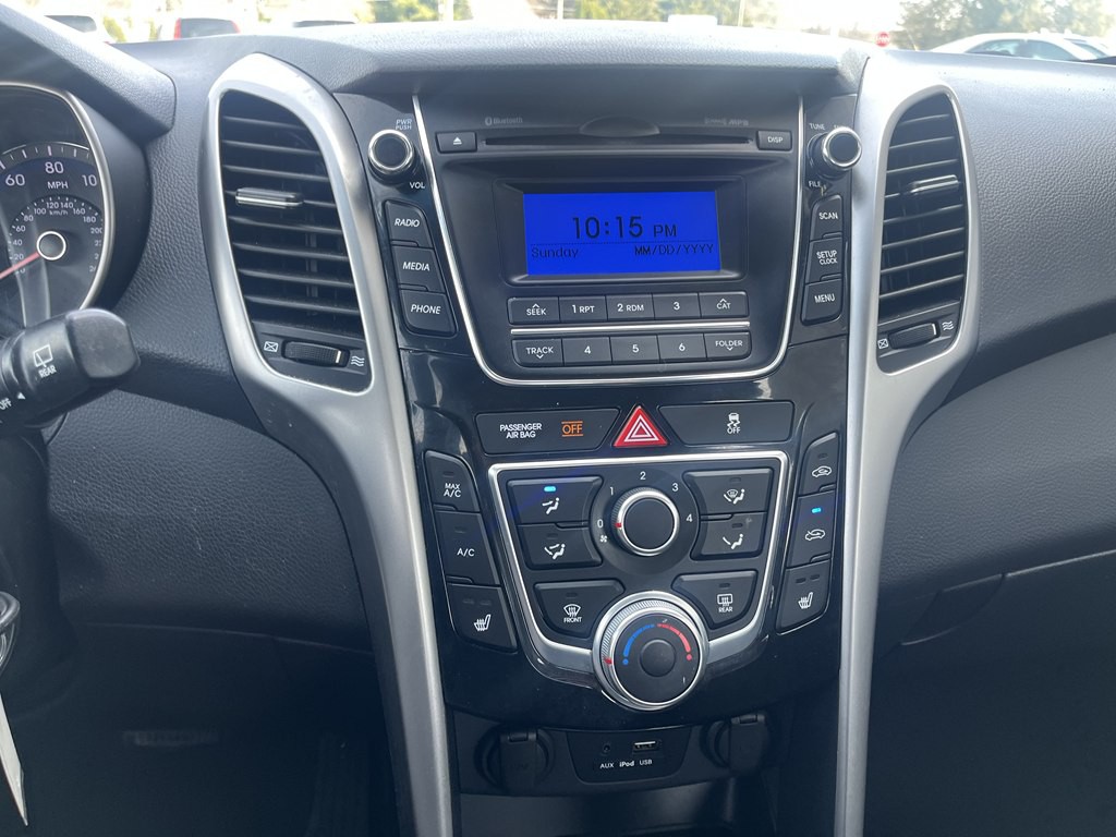 2016 Hyundai Elantra Image 10