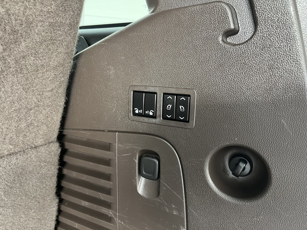 2015 Chevrolet Tahoe Image 20