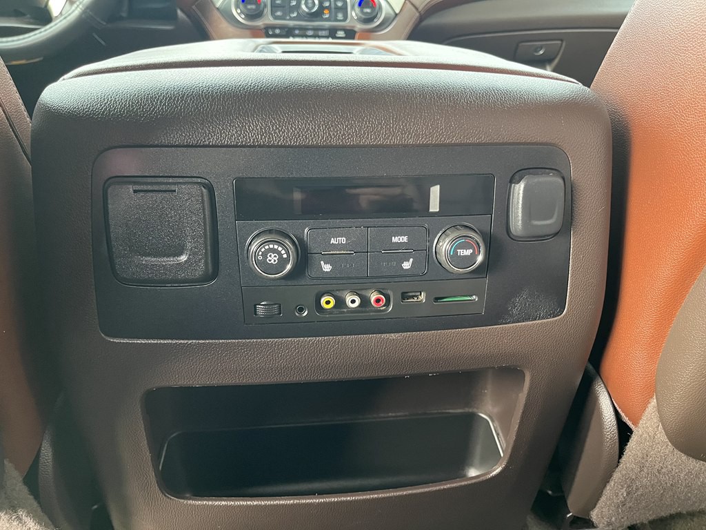 2015 Chevrolet Tahoe Image 35